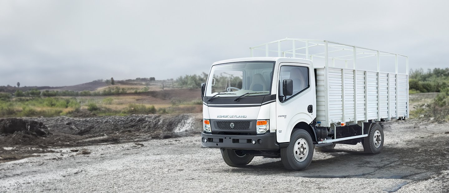 https://www.ashokleyland.com/backend/wp-content/uploads/2024/04/Partner-4T_HSD-1-2.jpg